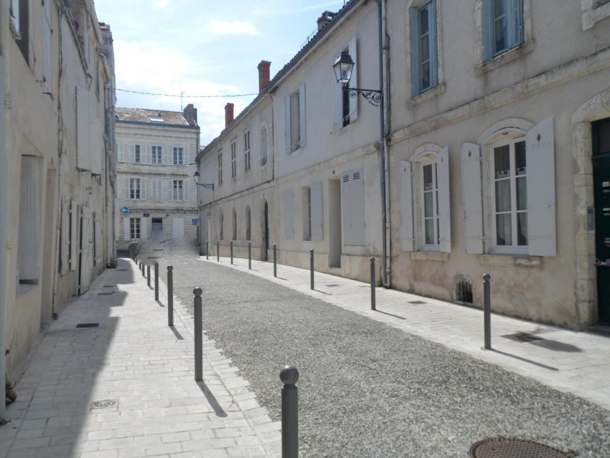 Cosy Flat Market Apartment La Rochelle  Bagian luar foto
